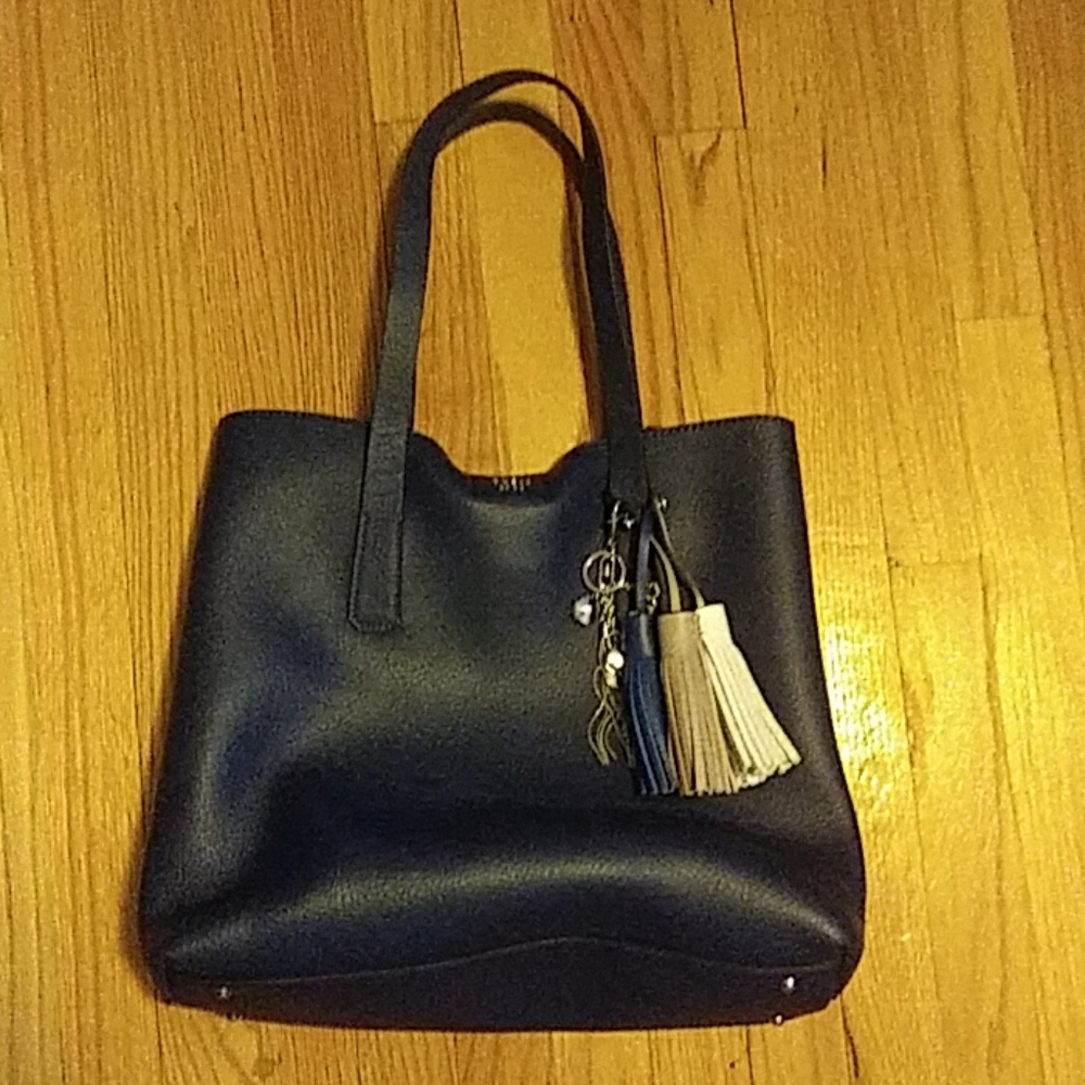 Cute blue guess tote